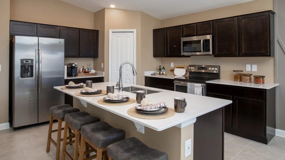 Casa Térrea Moderna com 4 Quartos em Kissimmee Florida — Kissimmee — photo 2